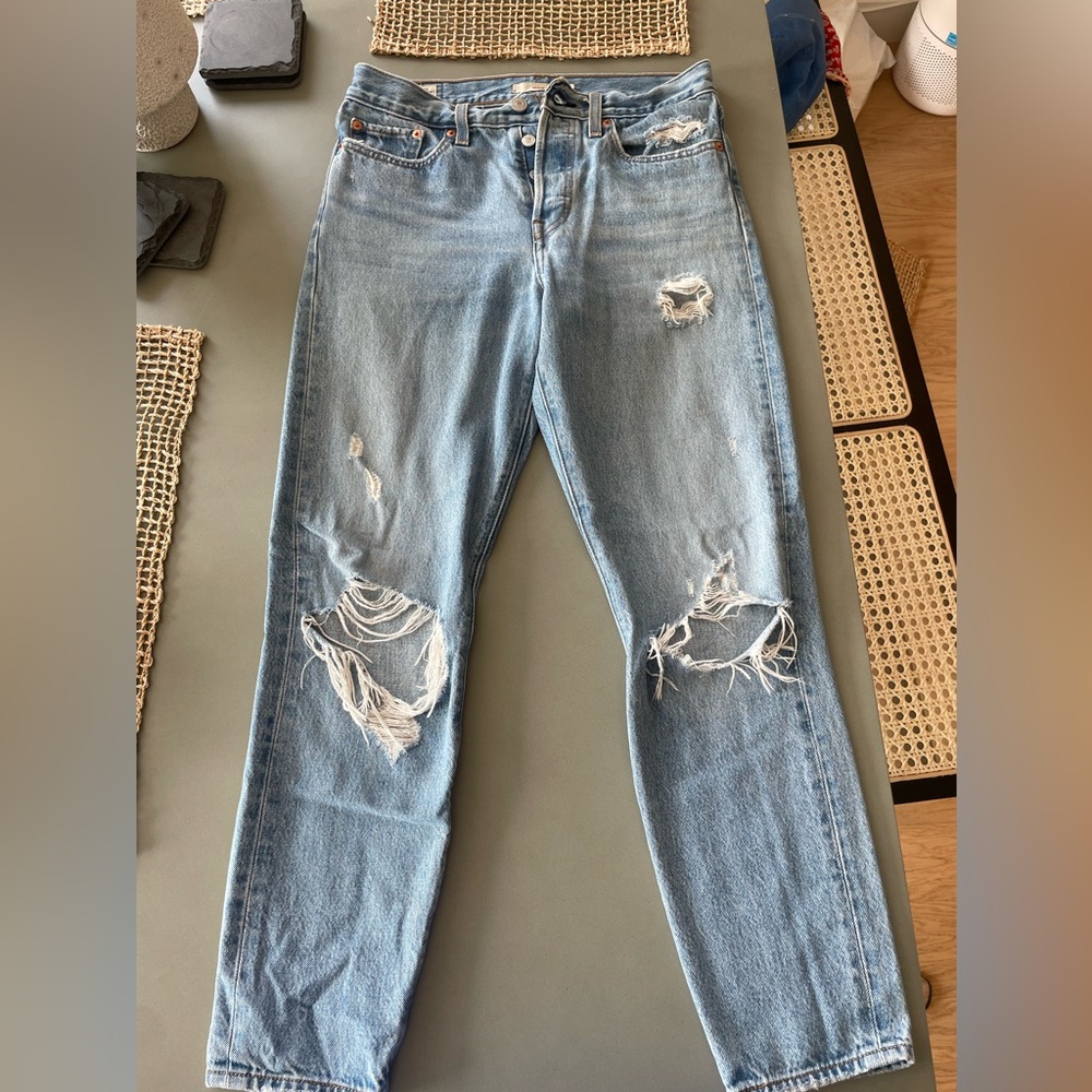 Levi’s wedgie fit straight leg jeans